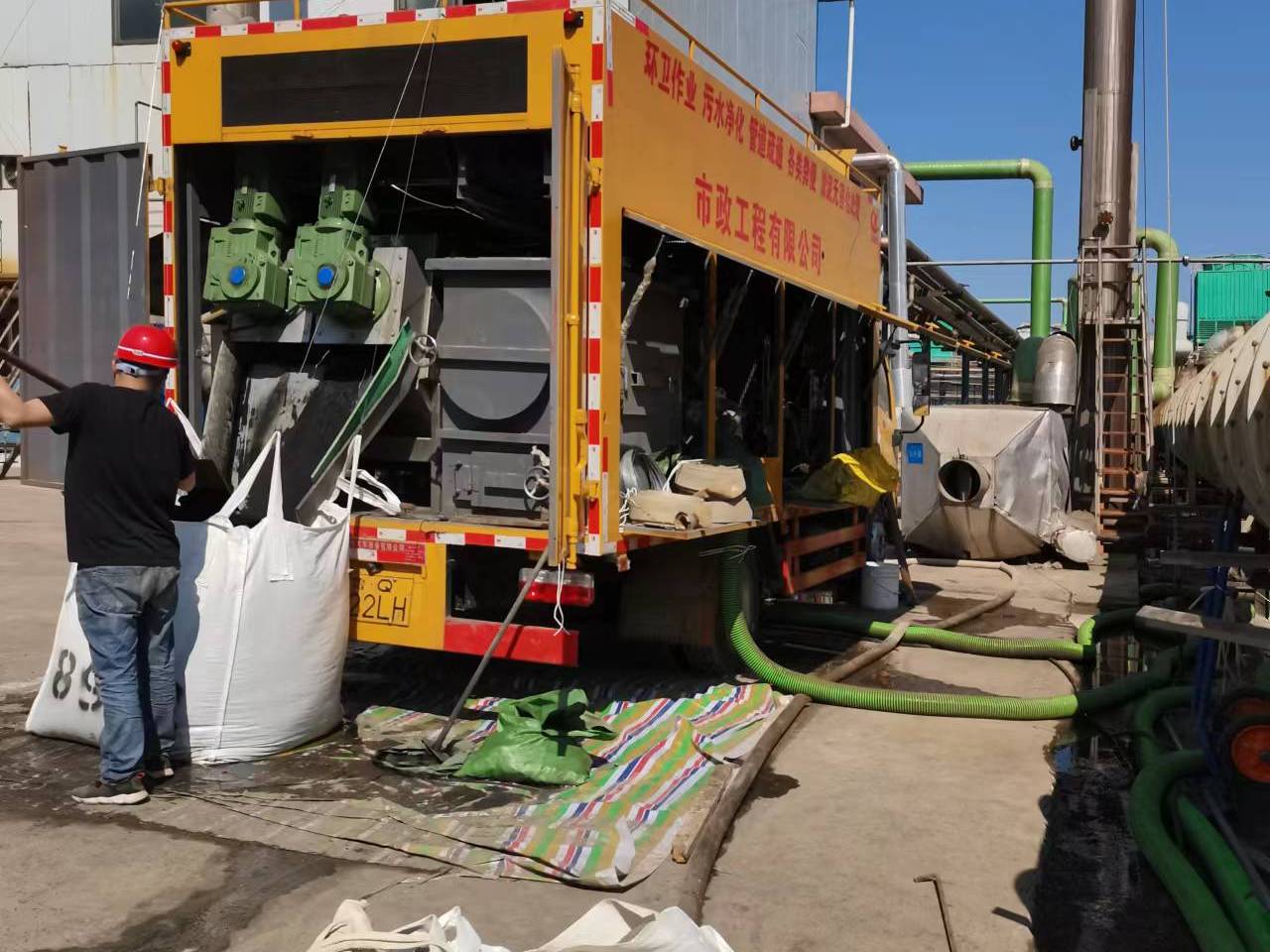 尼玛淤泥压干处理